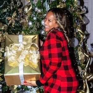 Meet your Posher, Kindallina